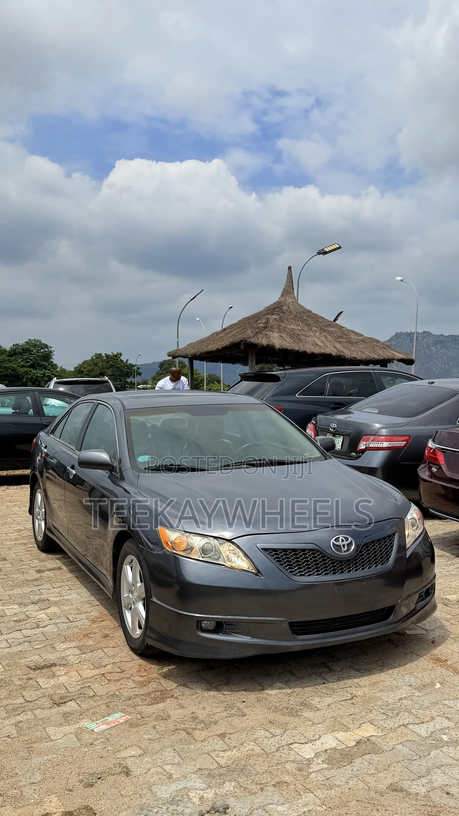 Toyota Camry 2.4 SE Automatic 2008 Gray