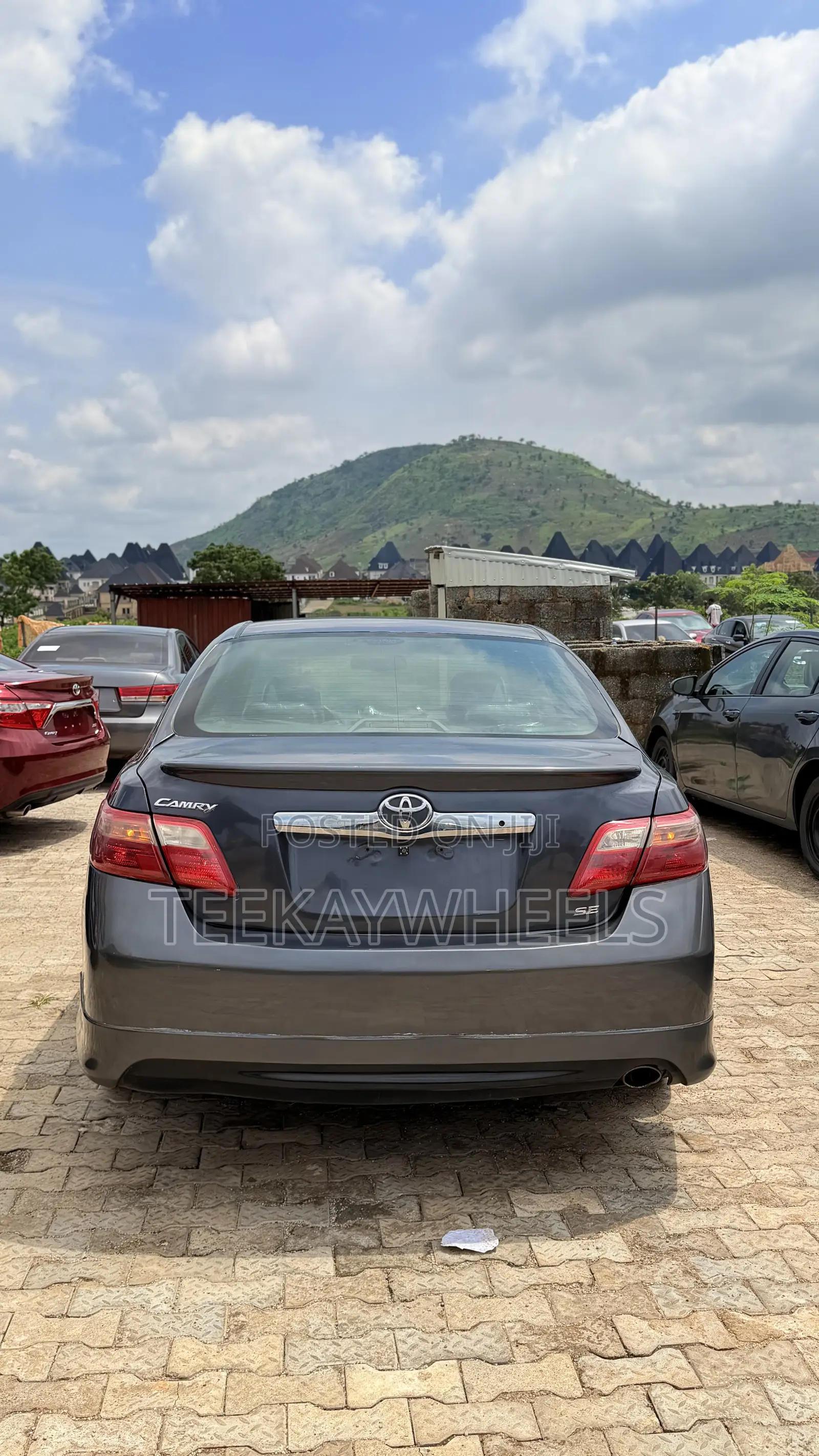 Toyota Camry 2.4 SE Automatic 2008 Gray