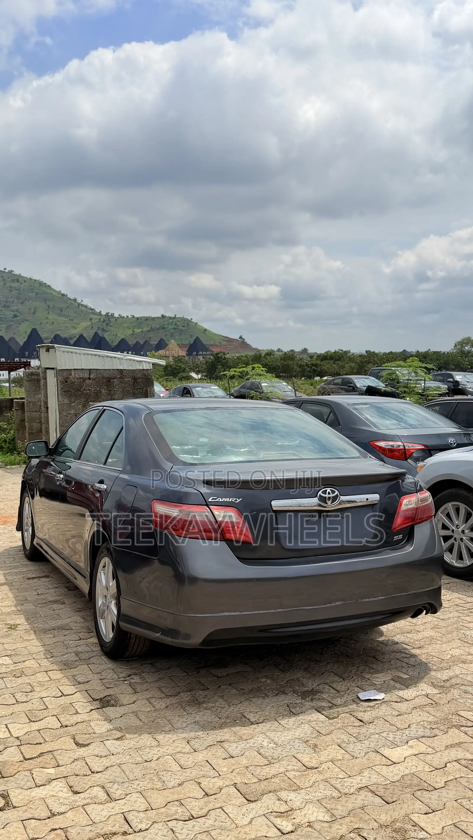 Toyota Camry 2.4 SE Automatic 2008 Gray