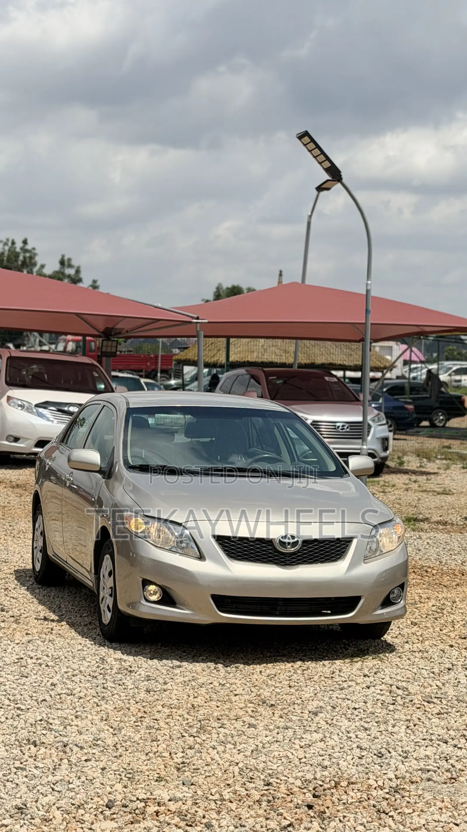 Toyota Corolla 1.6 Advanced 2009 Gold