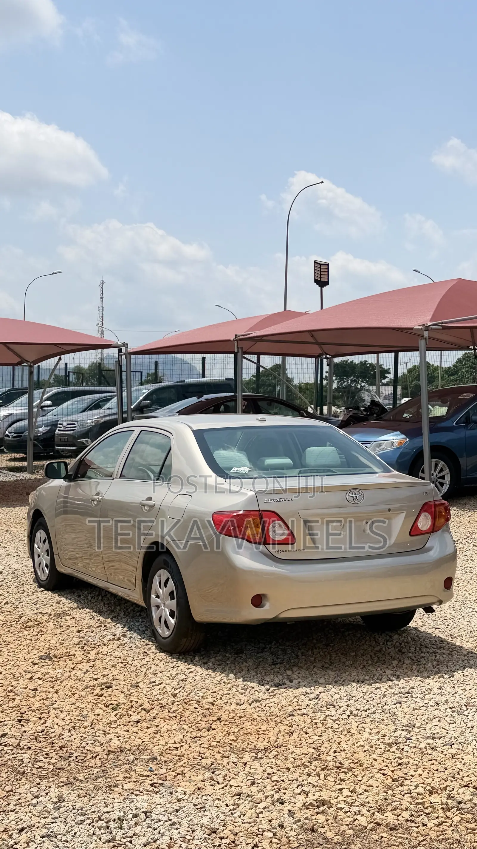 Toyota Corolla 1.6 Advanced 2009 Gold