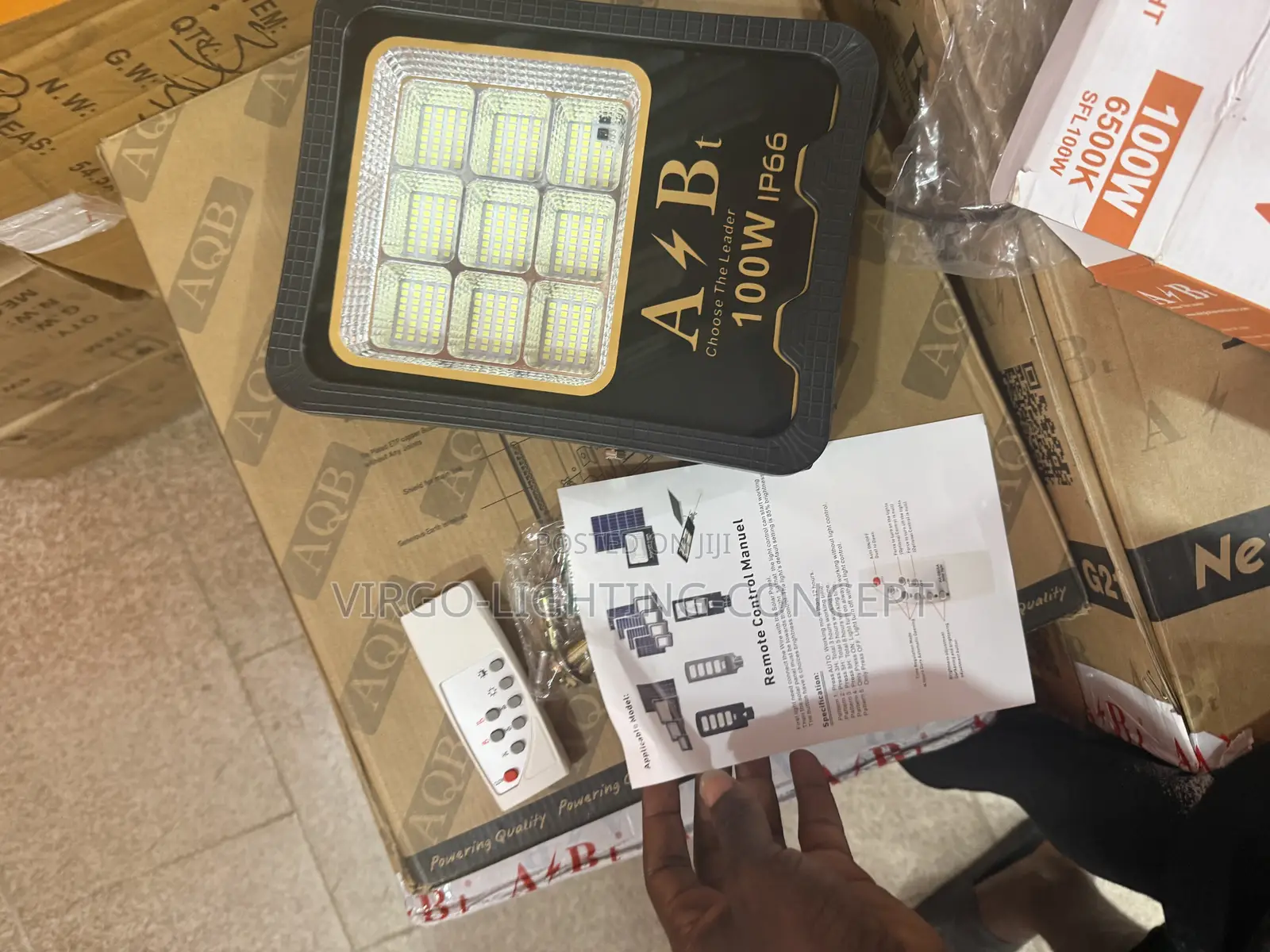 100w Solar Flood Light
