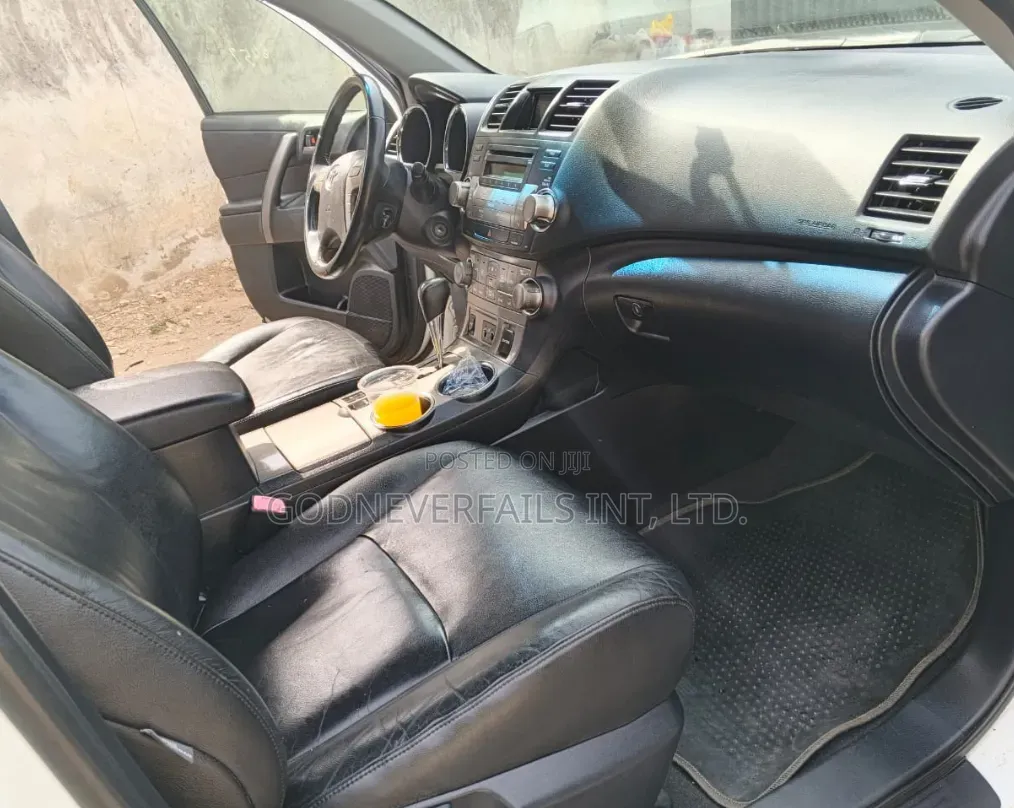 Toyota Highlander 2009 White