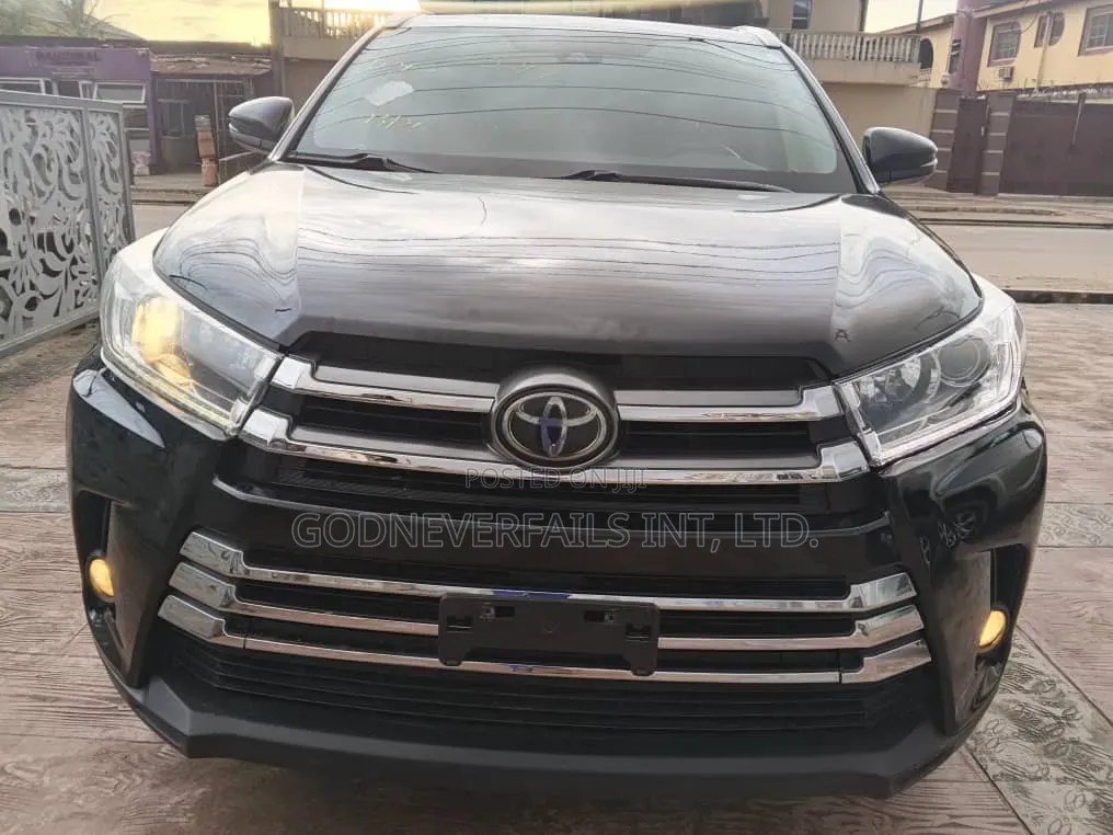 Toyota Highlander 2018 Gray