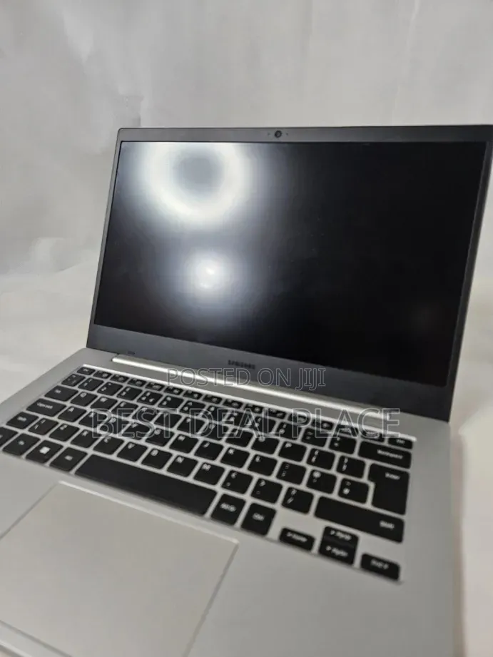 Laptop Samsung 4GB SSD 128GB