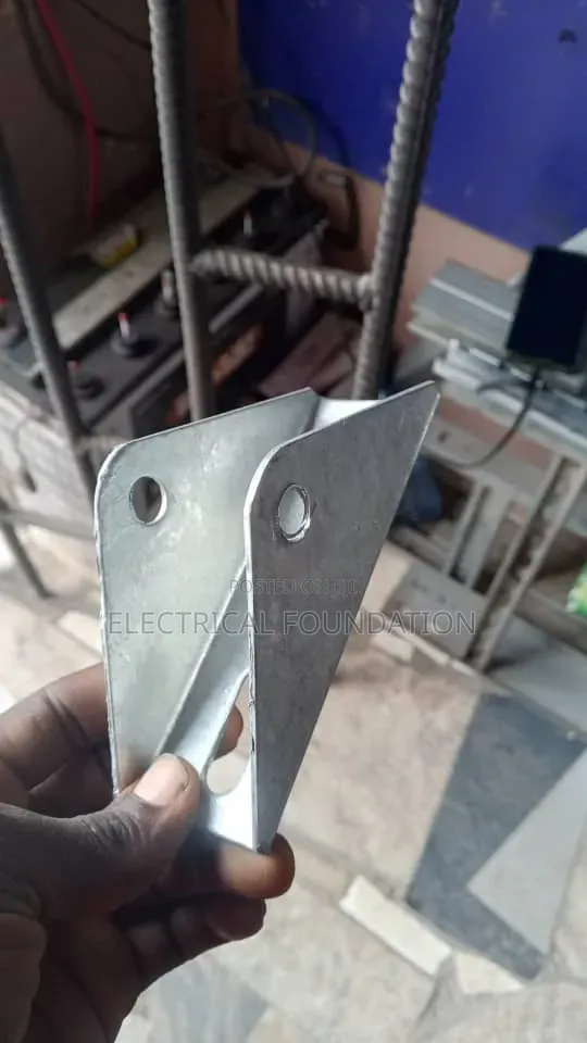 100mm Galvanized Cable Tray Hanger