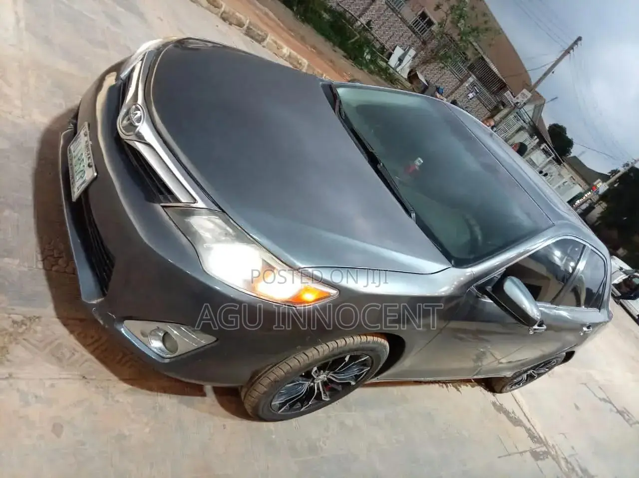 Toyota Camry XLE V6 4dr Sedan (3.5L 6cyl 6A) 2013 Gray