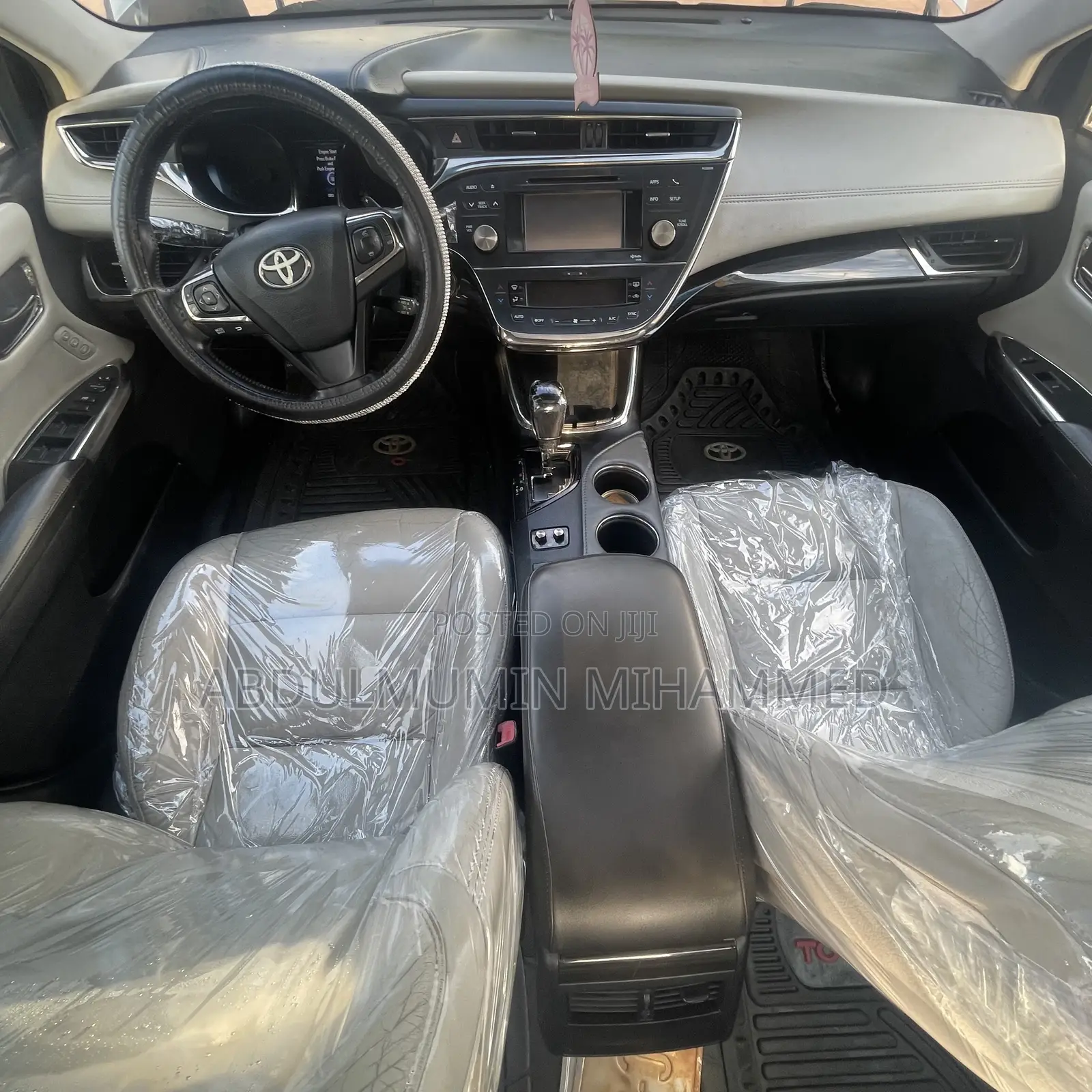 Toyota Avalon Limited Sedan FWD (3.5L 6cyl 6A) 2013 Silver