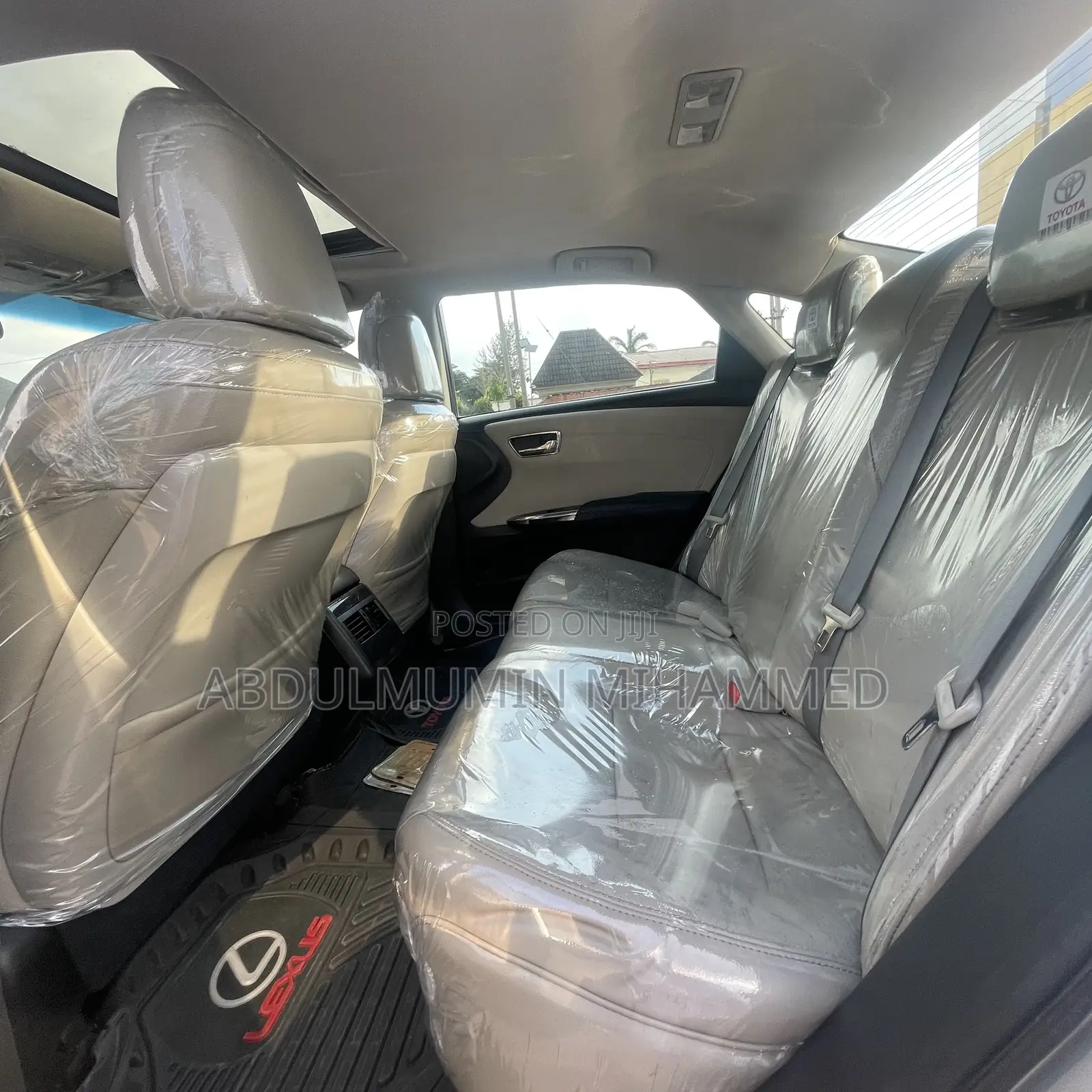 Toyota Avalon Limited Sedan FWD (3.5L 6cyl 6A) 2013 Silver