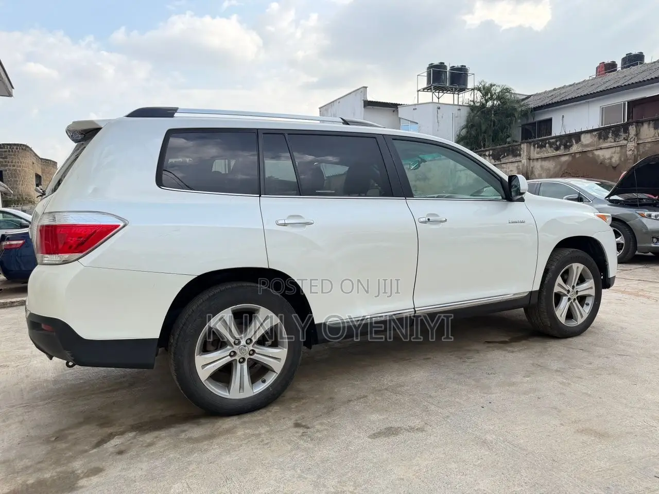 Toyota Highlander Limited 3.5l 4WD 2013 White