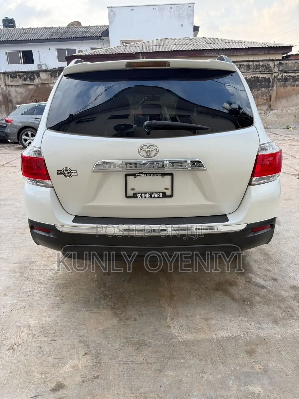 Toyota Highlander Limited 3.5l 4WD 2013 White