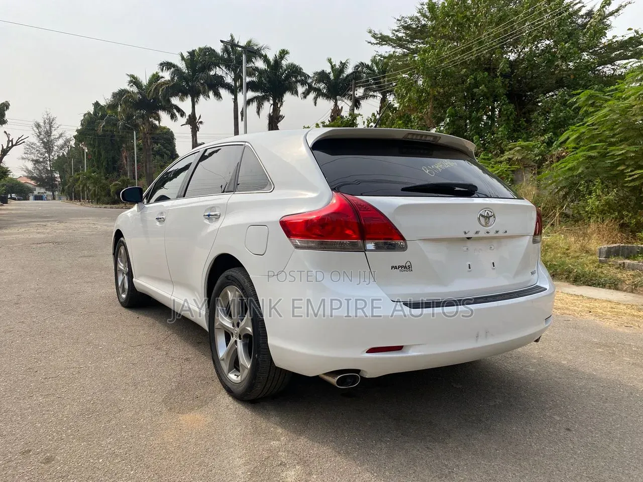 Toyota Venza 2011 White