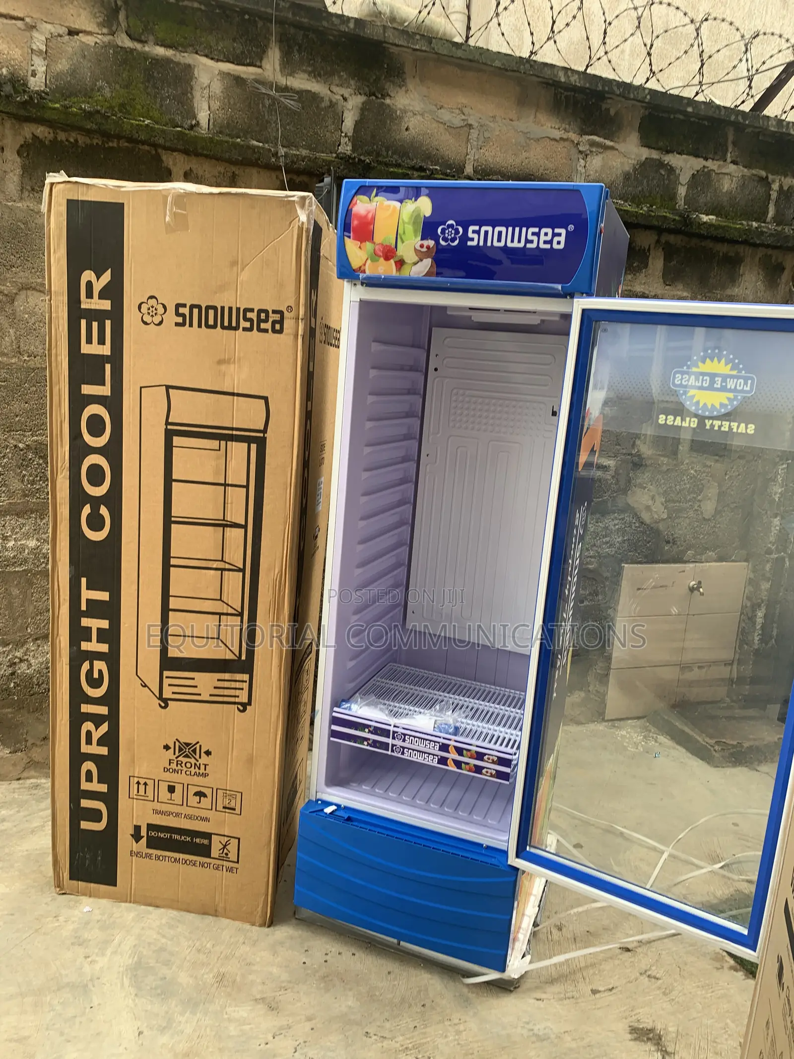 SnowSea LC-500W Commercial Refrigerated Showcase