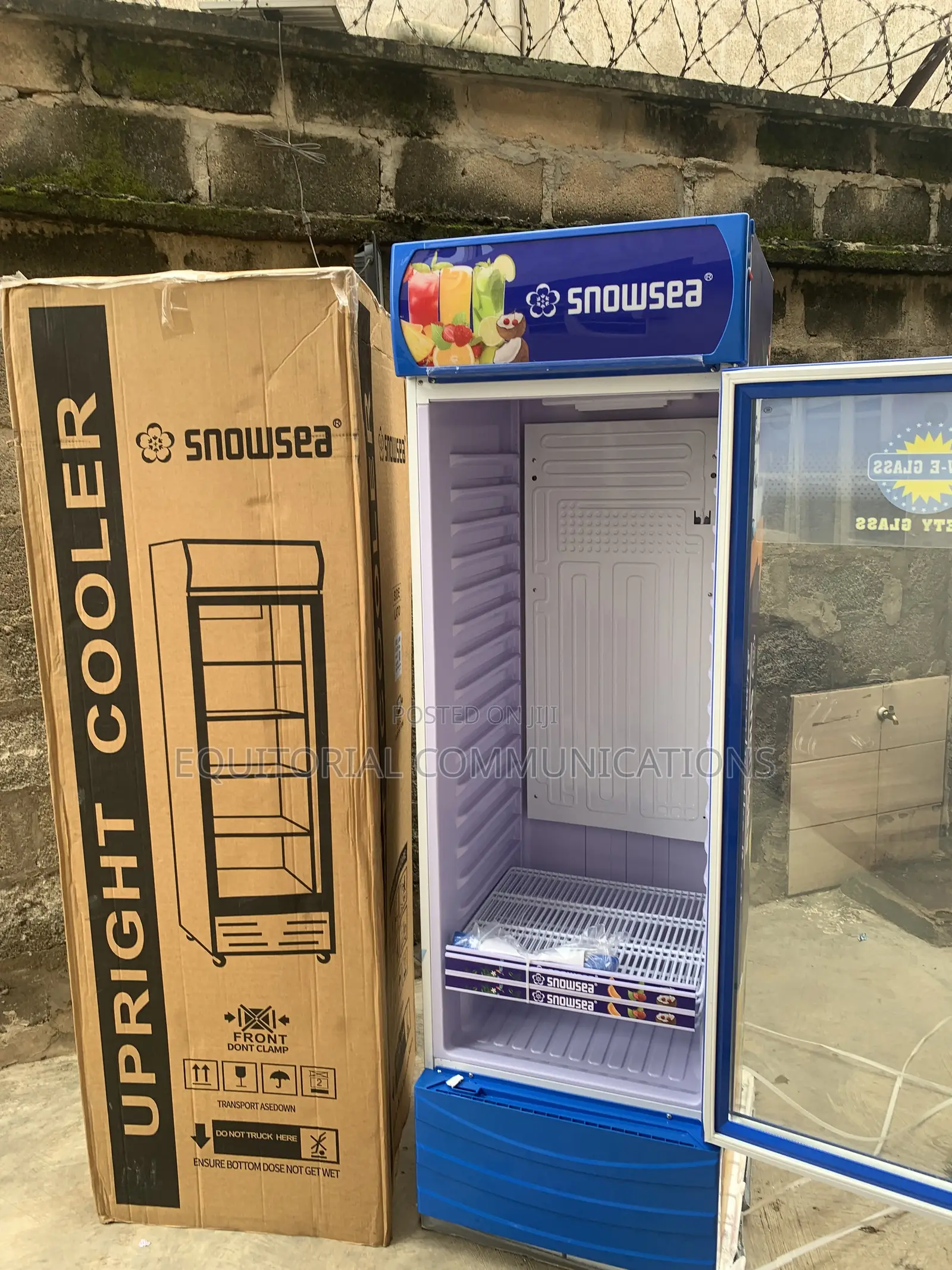 SnowSea LC-500W Large Capacity Upright Cooler