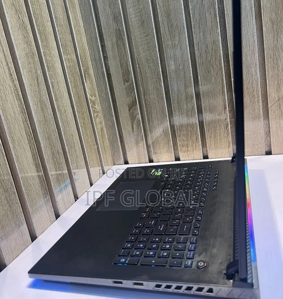 Laptop Asus ROG Strix SCAR 18 16GB Intel Core i7 SSD 1T