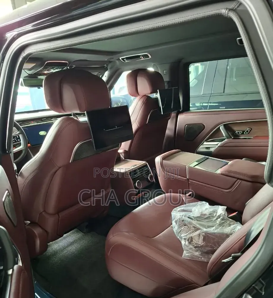 New Land Rover Range Rover P530 Autobiography LWB 7 Seat 2026