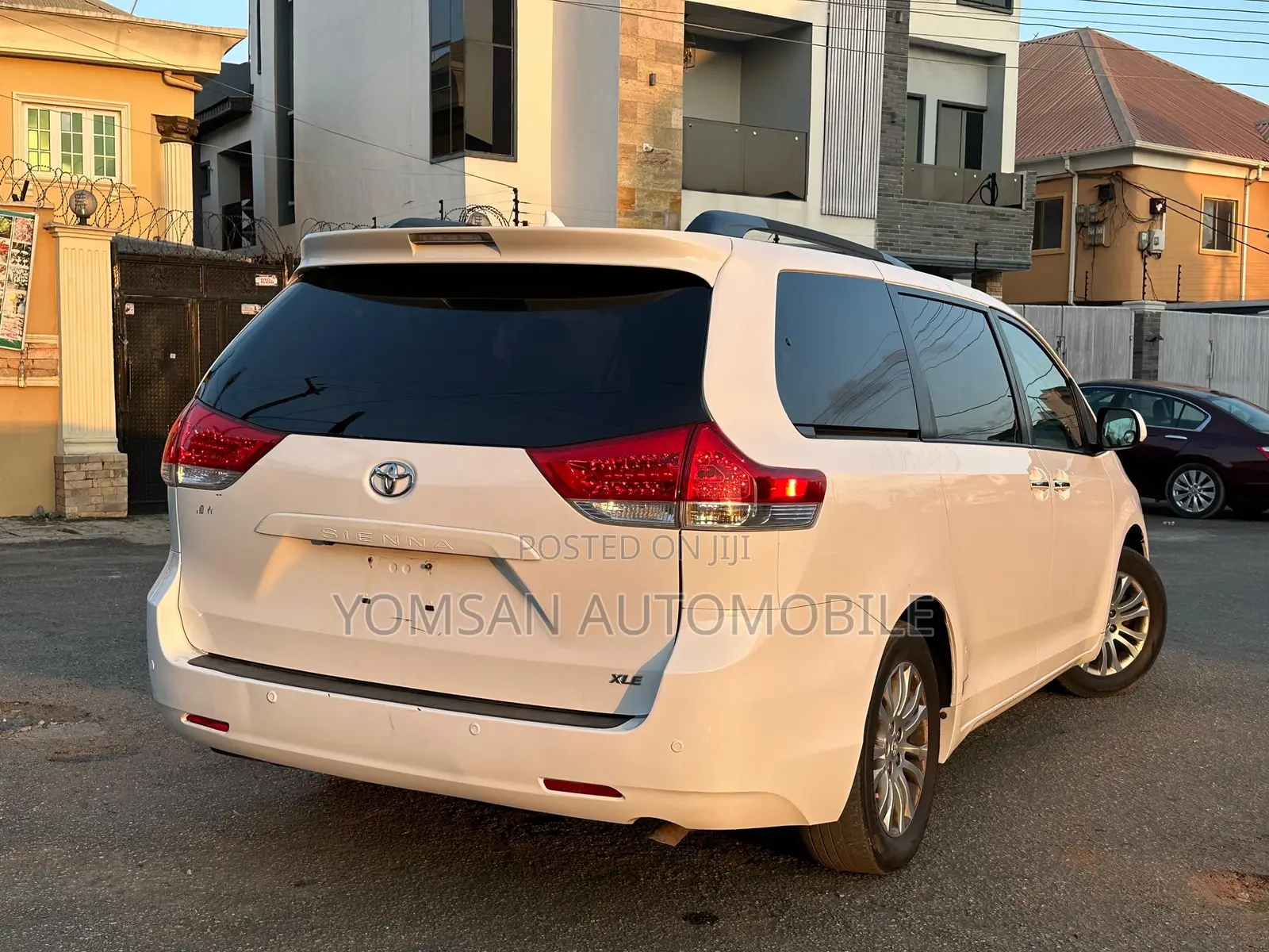 Toyota Sienna XLE 7 Passenger Mobility 2012 White
