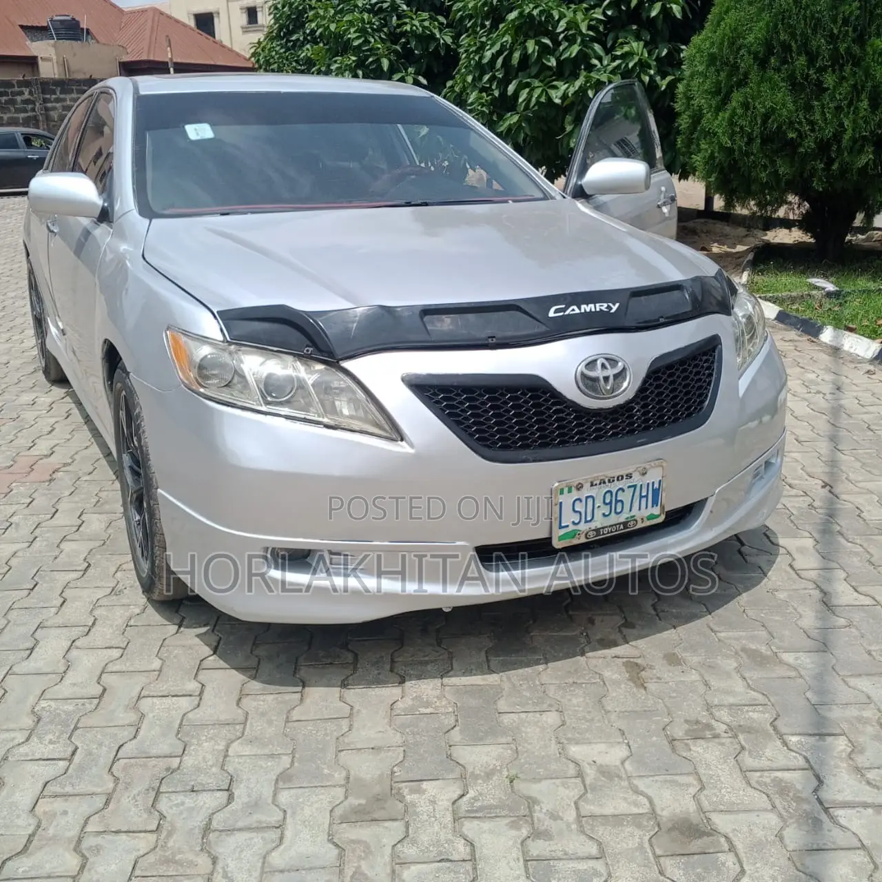 Toyota Camry LE 4dr Sedan (2.4L 4cyl 5A) 2009 Silver
