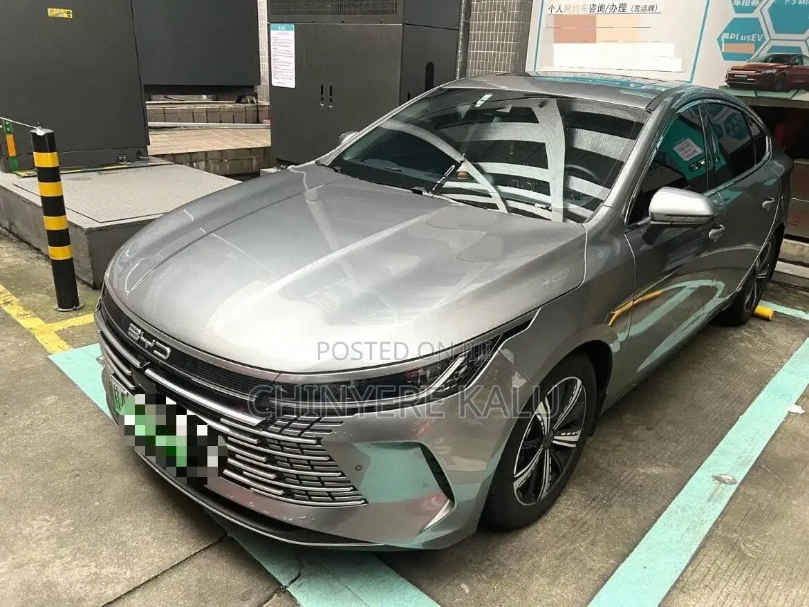 BYD Destroyer 05 DM-i 1.5 Hybrid FWD 2022 Gray