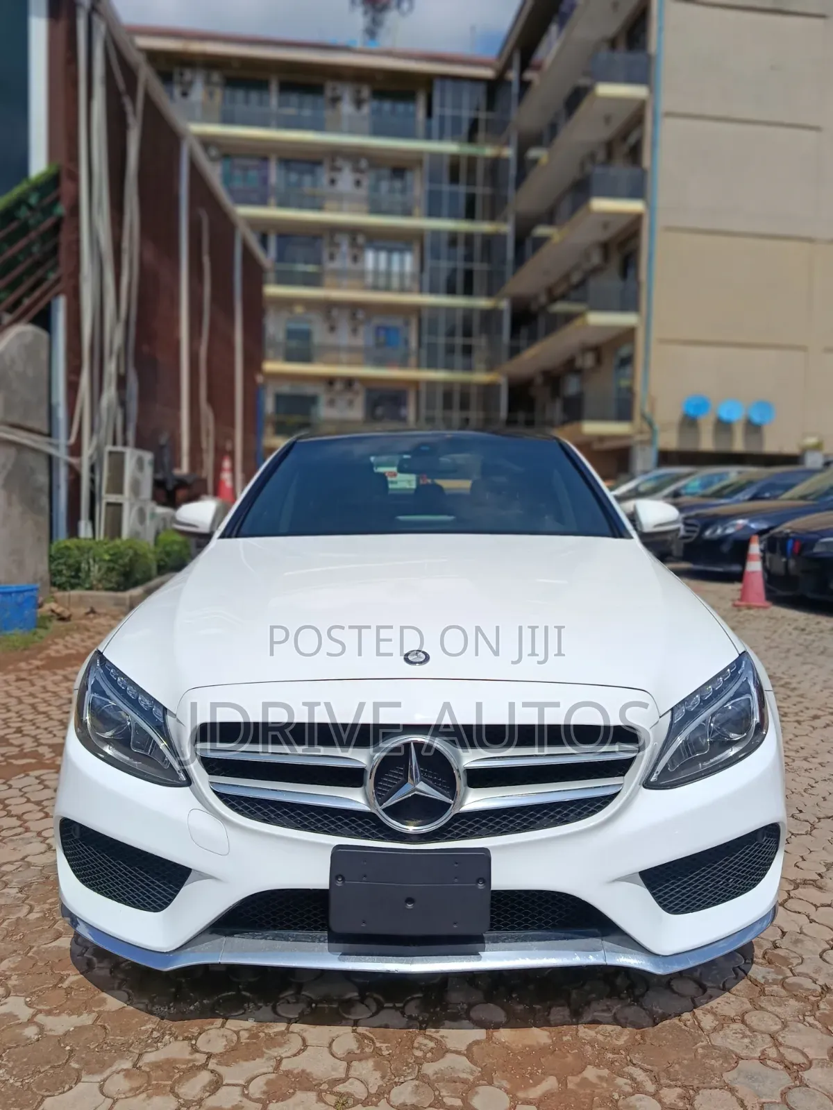 Mercedes-Benz C400 4Matic AWD Sedan (3.0L V6 7A) 2015 White