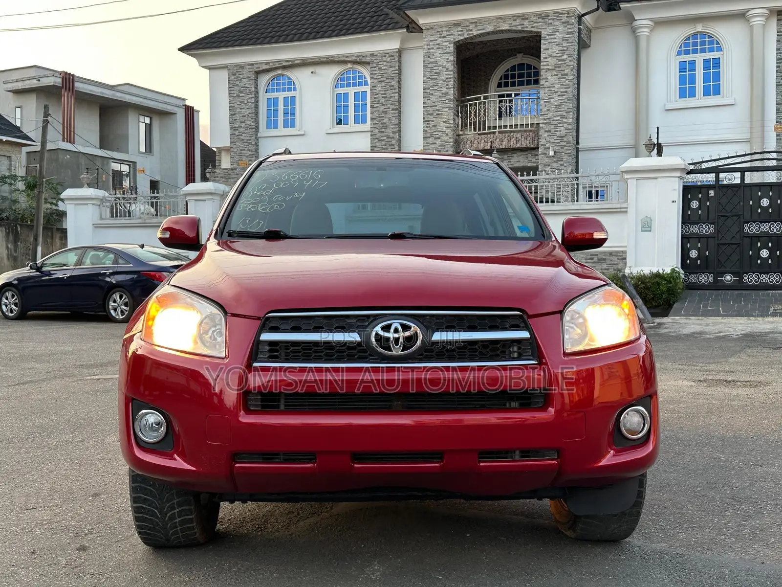 Toyota RAV4 4x4 2009 Red