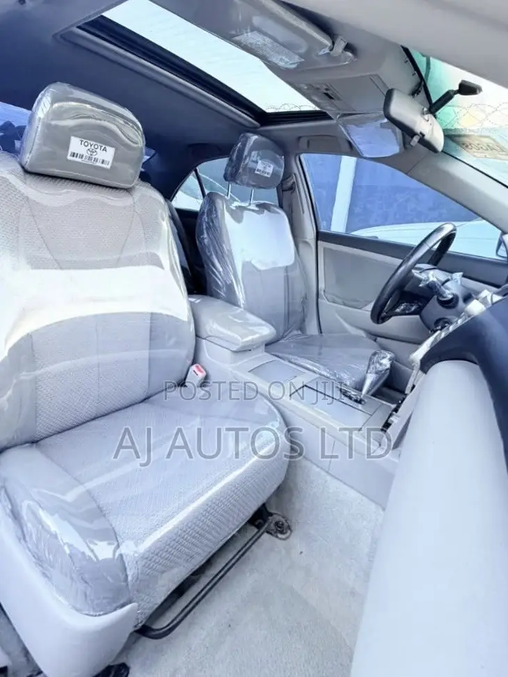 Toyota Camry SE V6 4dr Sedan (3.5L 6cyl 6AM) 2009 Silver