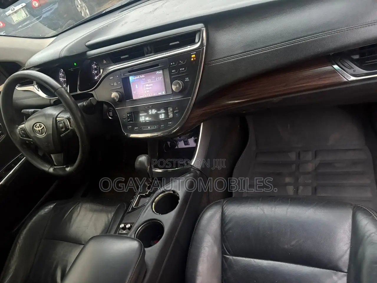 Toyota Avalon XLE 4dr Sedan (3.5L 6cyl 6A) 2014 Black