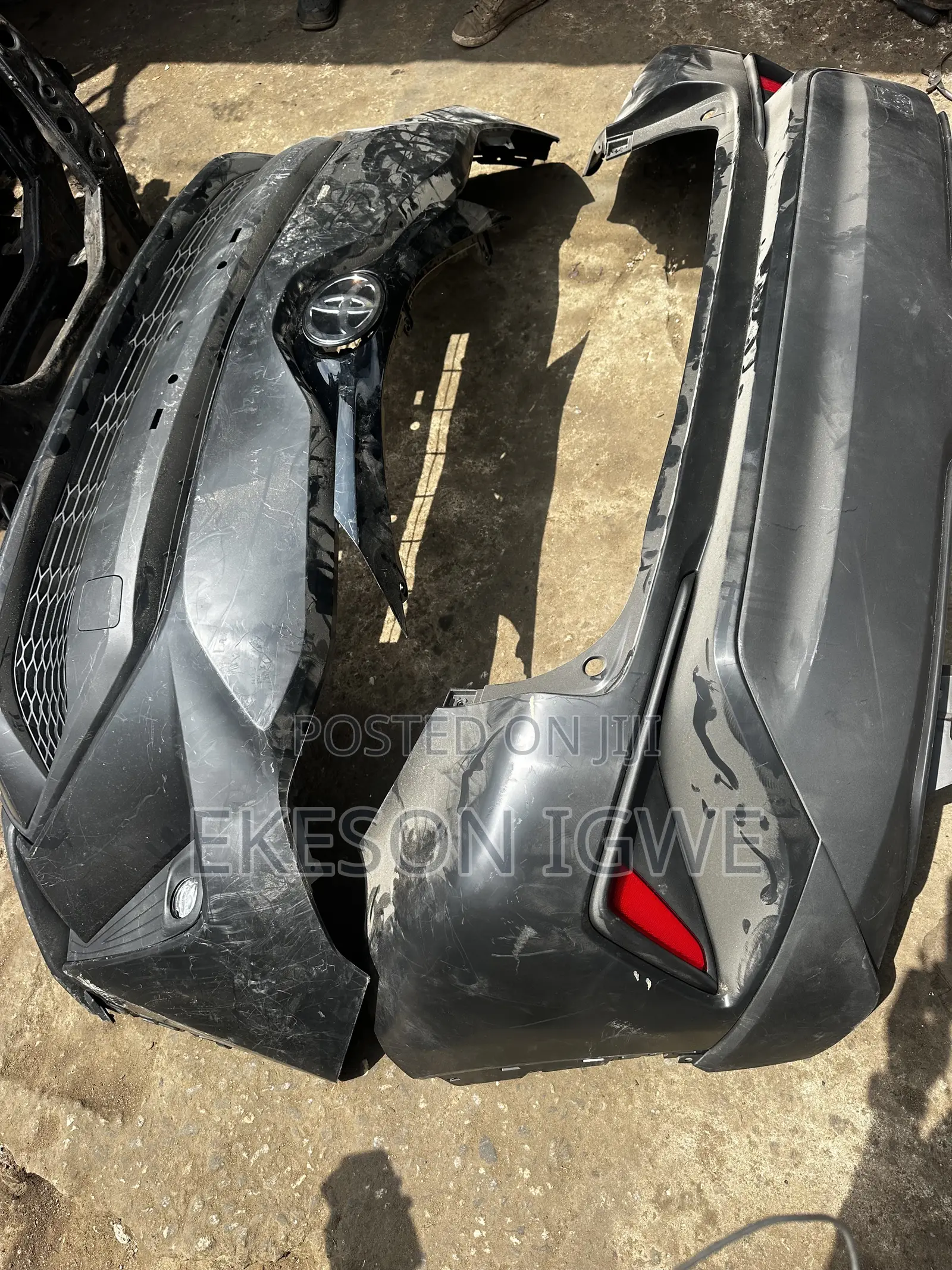 Complete Front and Back Bumper C-Hr 2020