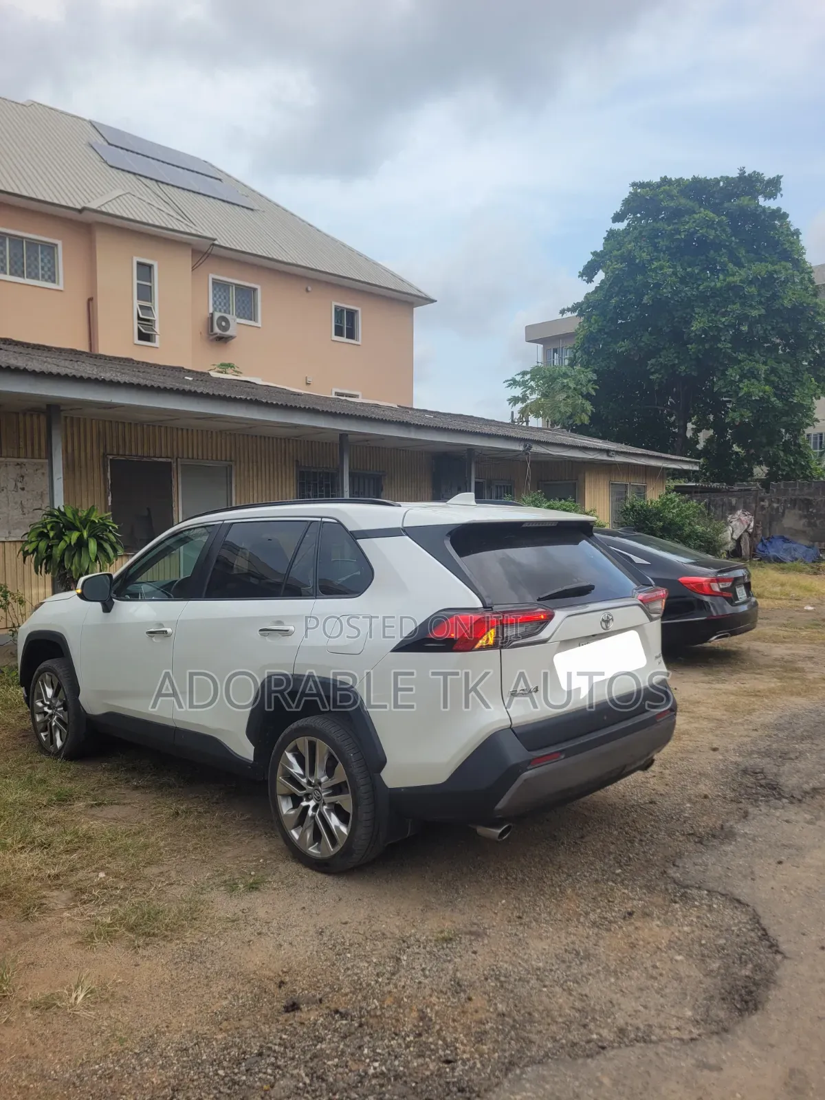 Toyota RAV4 Limited AWD 2019 White