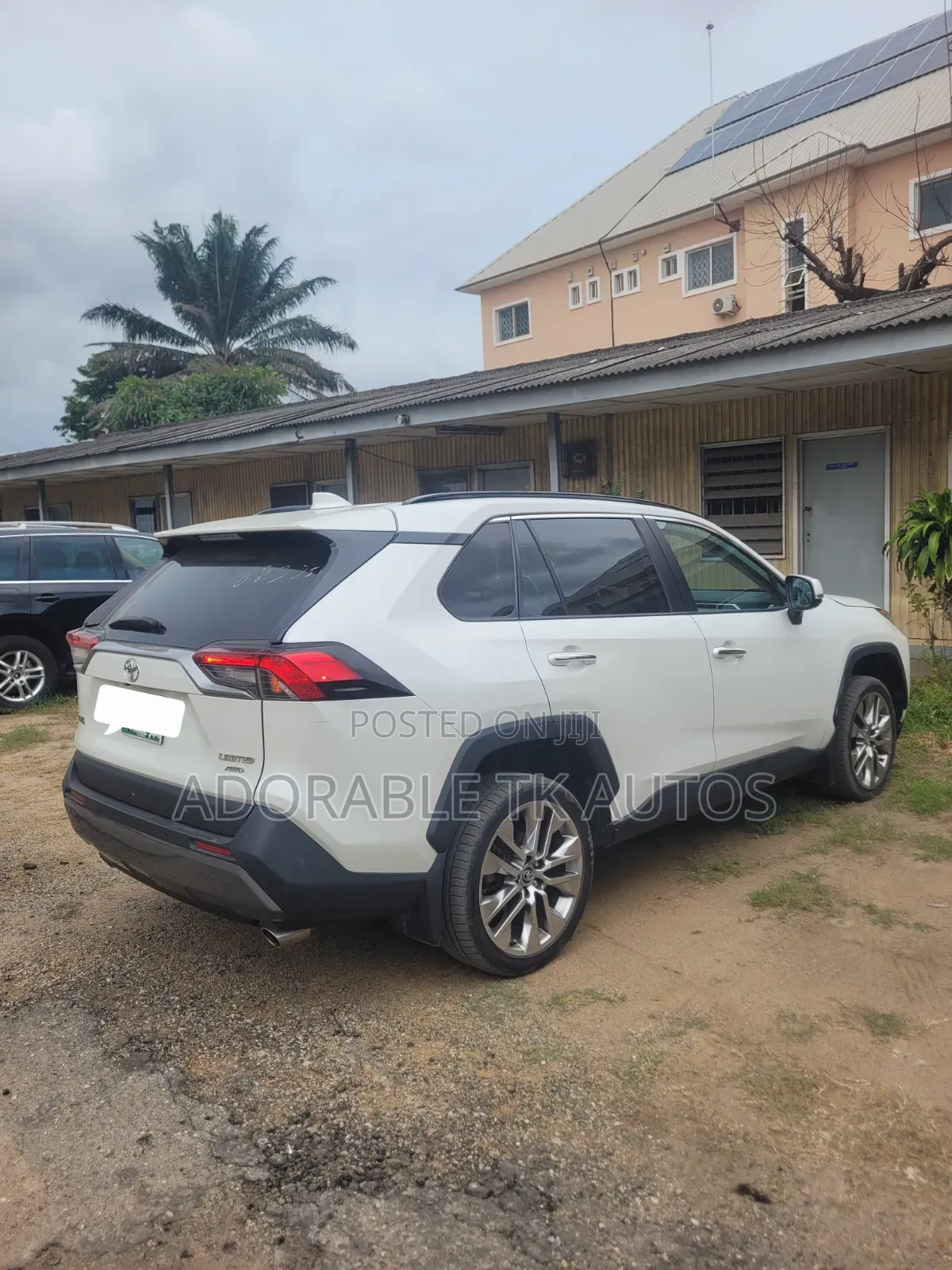 Toyota RAV4 Limited AWD 2019 White