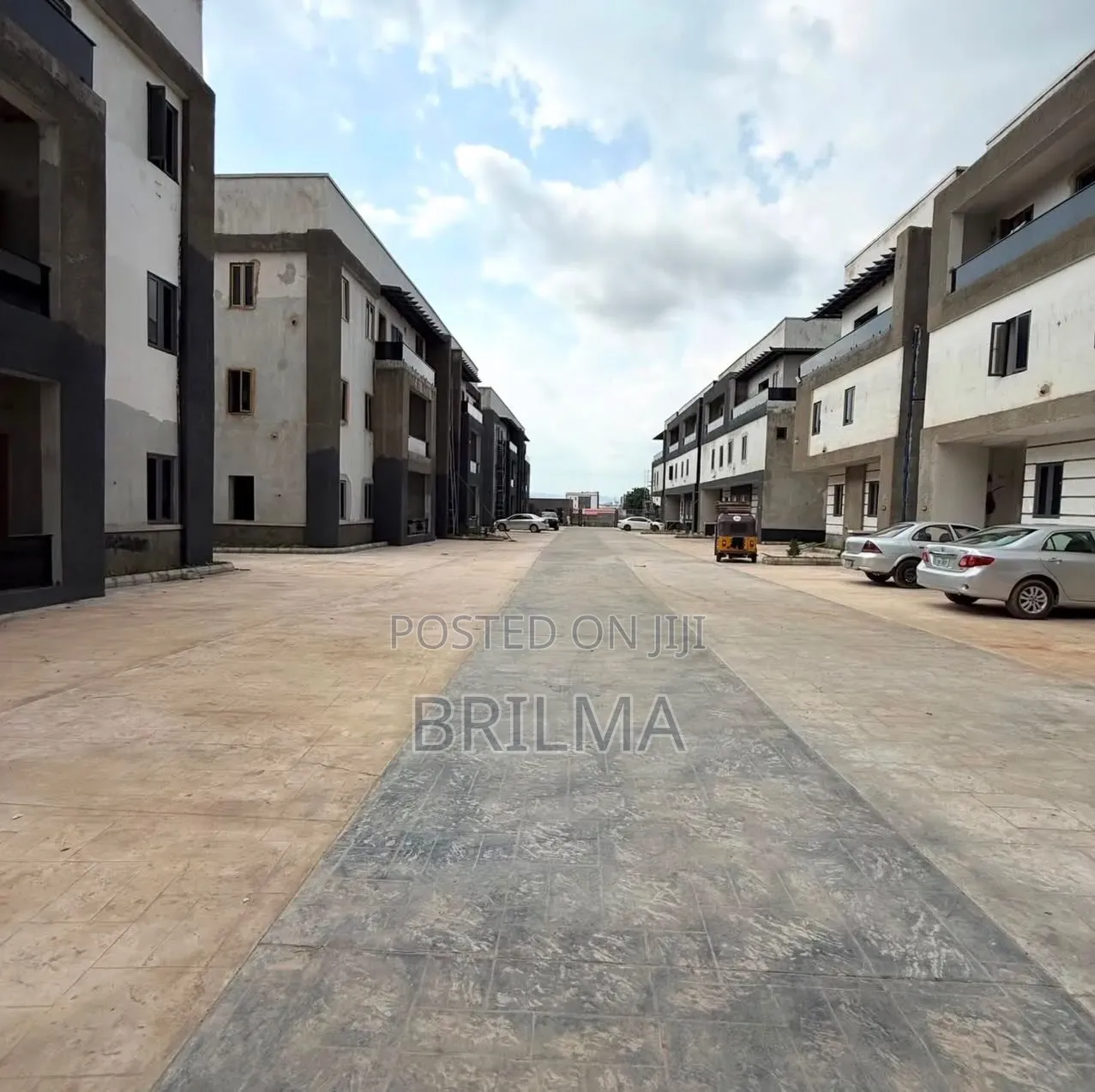 3bdrm Apartment in Wuye for sale