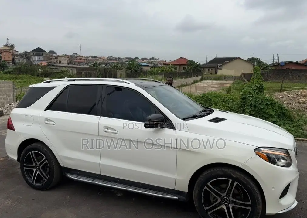 Mercedes-Benz GLE-Class GLE 350d 4MATIC 2017 White