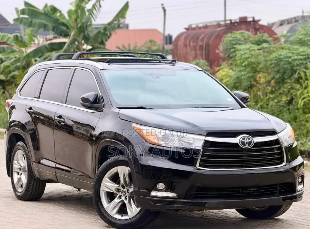 Toyota Highlander 2016 Black