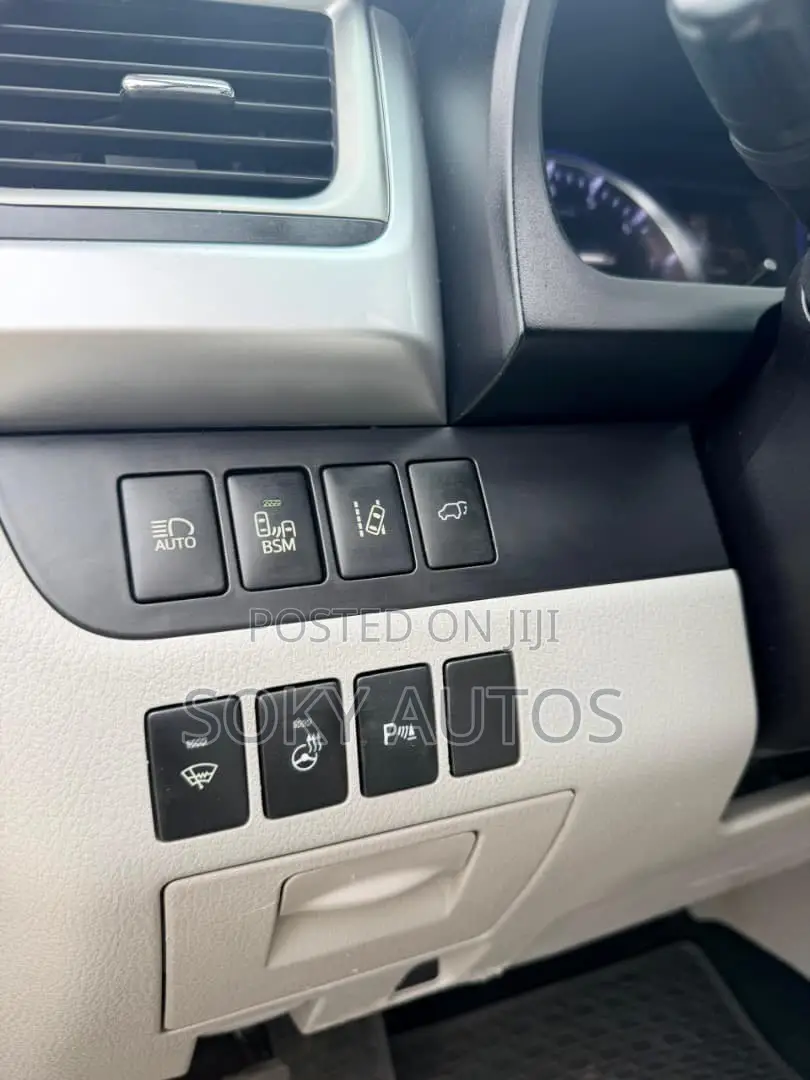 Toyota Highlander 2016 Black
