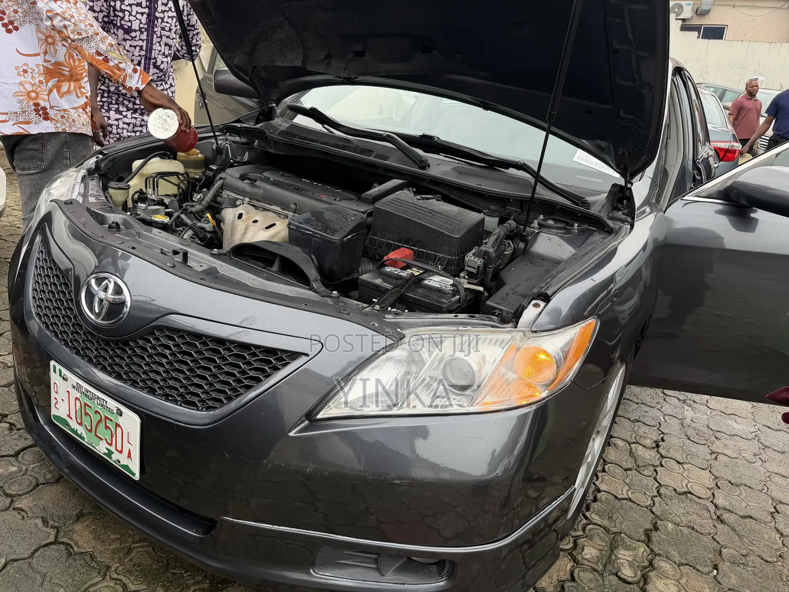 Toyota Camry SE 4dr Sedan (2.4L 4cyl 5A) 2009 Gray