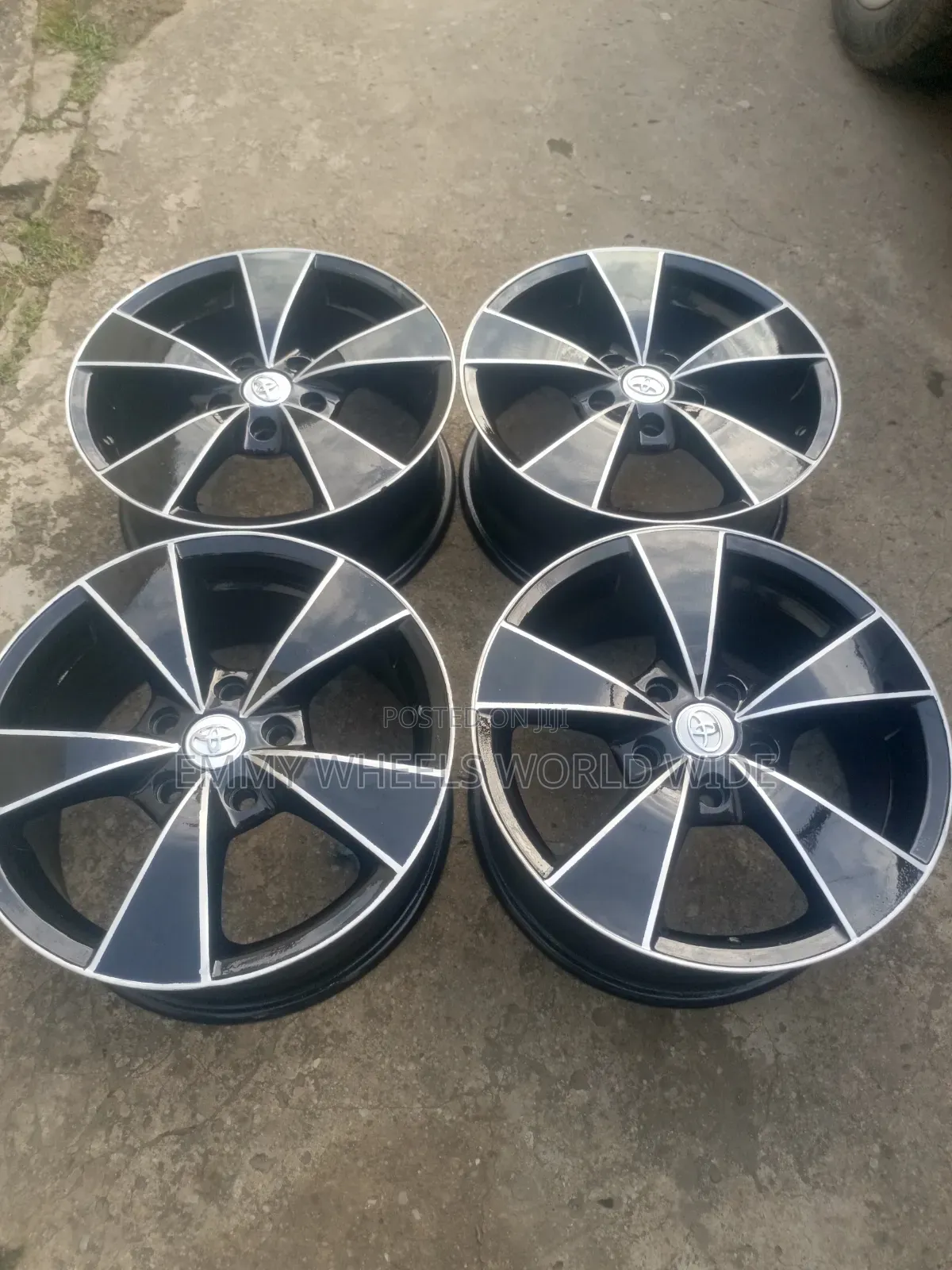 16inch for Toyota Camry Tokunbo Black and Tiny Silver Available Iin Stock