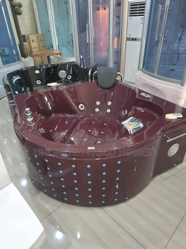 Luxury Glossy Corner Tub