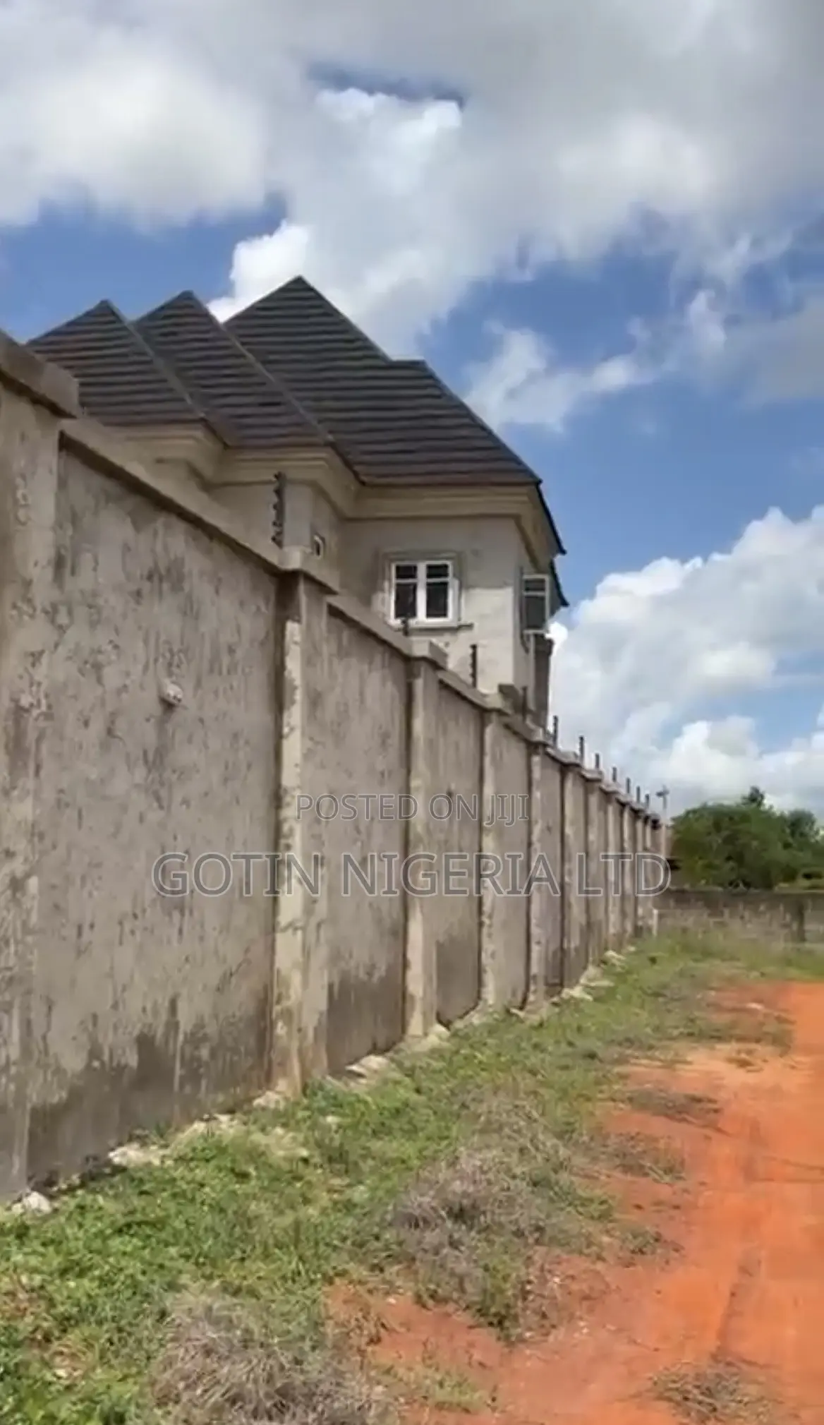 Urgent Sale: 50×100ft Land at Falanu Country Home, Ugbor GRA