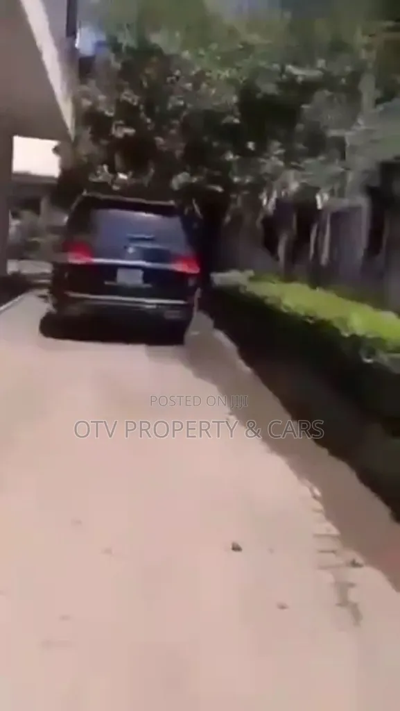 5bdrm Mansion in Maitama for sale