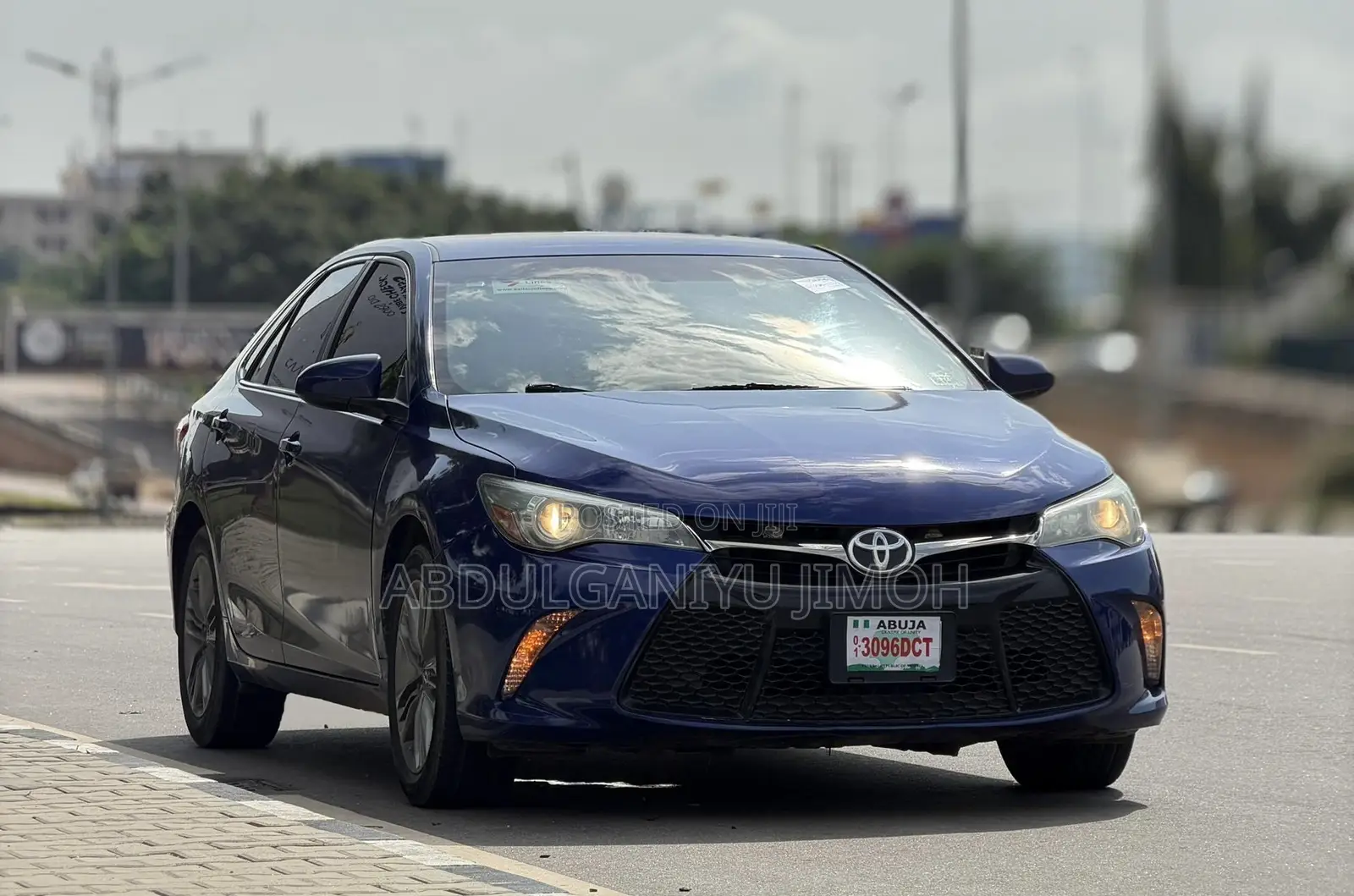 Toyota Camry SE 4dr Sedan (2.5L 4cyl 6A) 2015 Blue