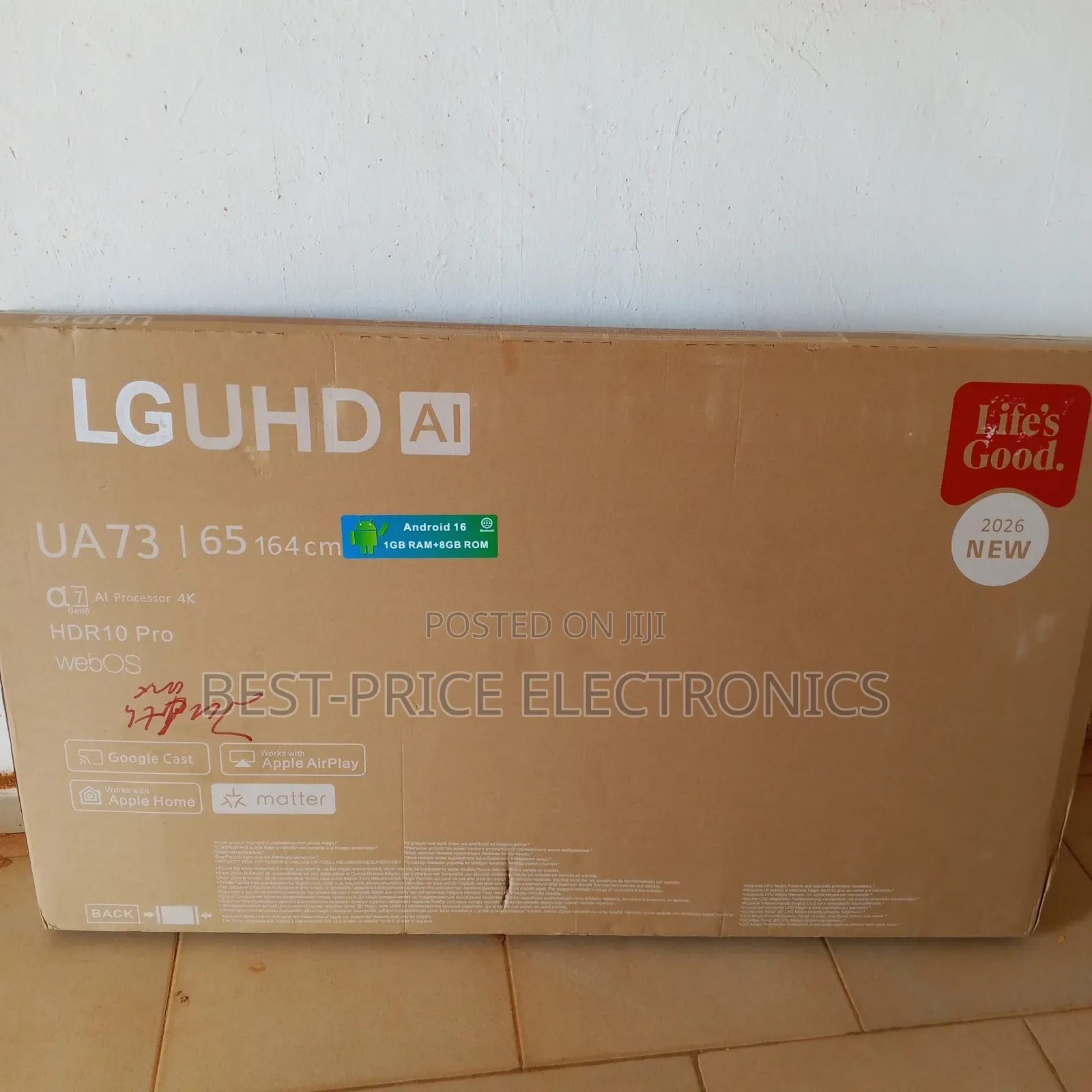 Smart Television Set With Inbuilt Bluetooth Wi-Fi.