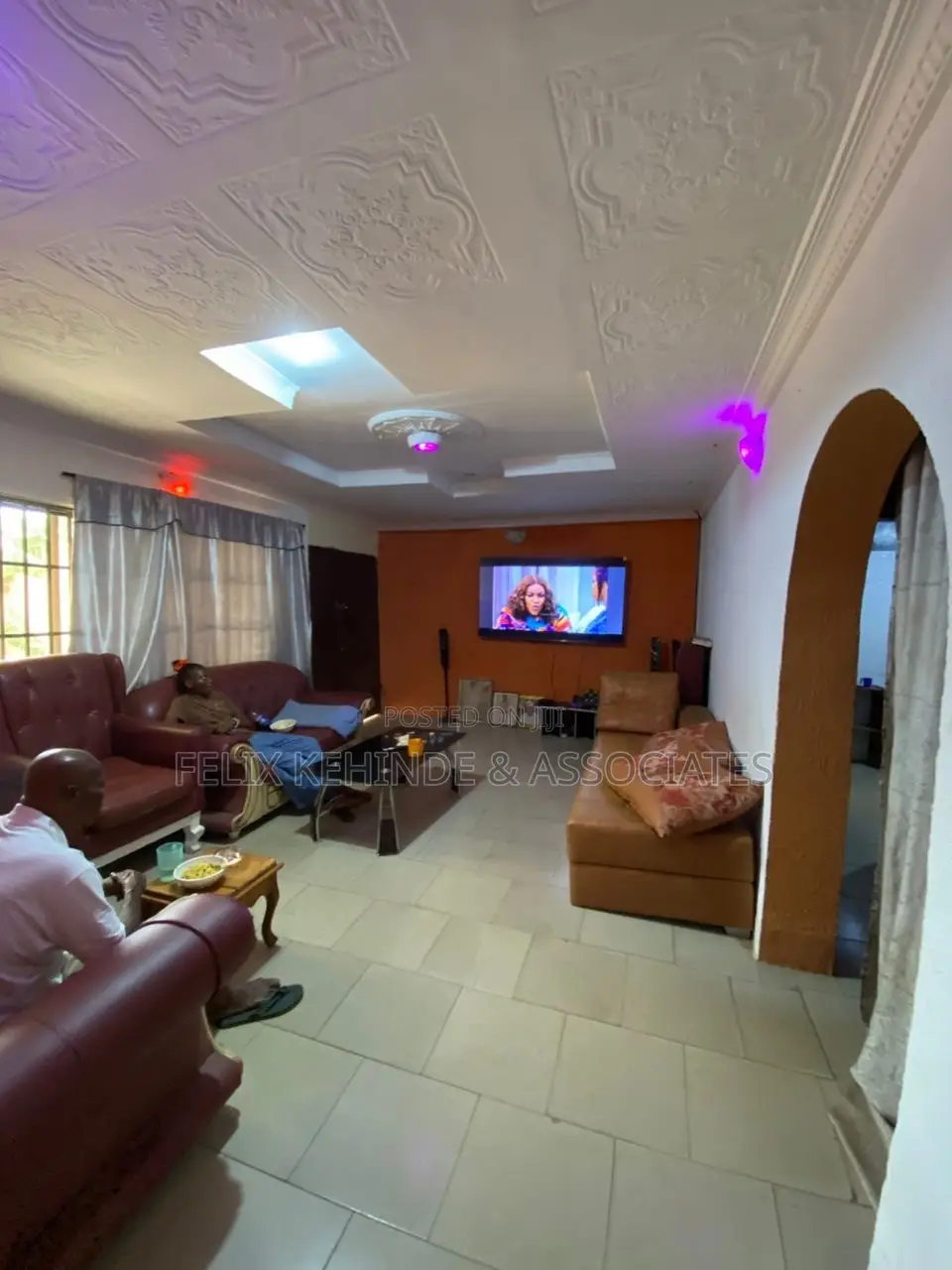 3bdrm Bungalow in Akobo for sale