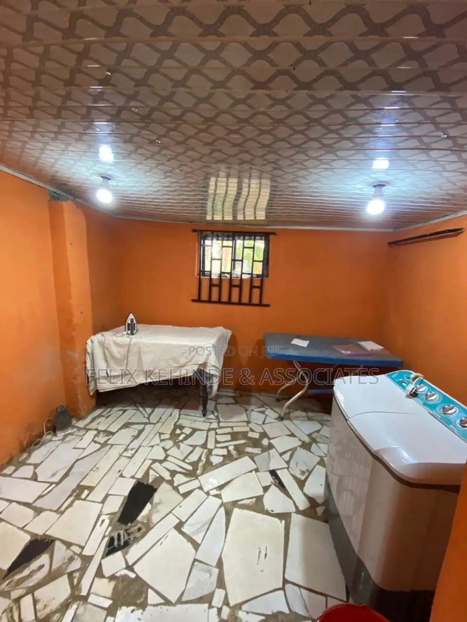 3bdrm Bungalow in Akobo for sale