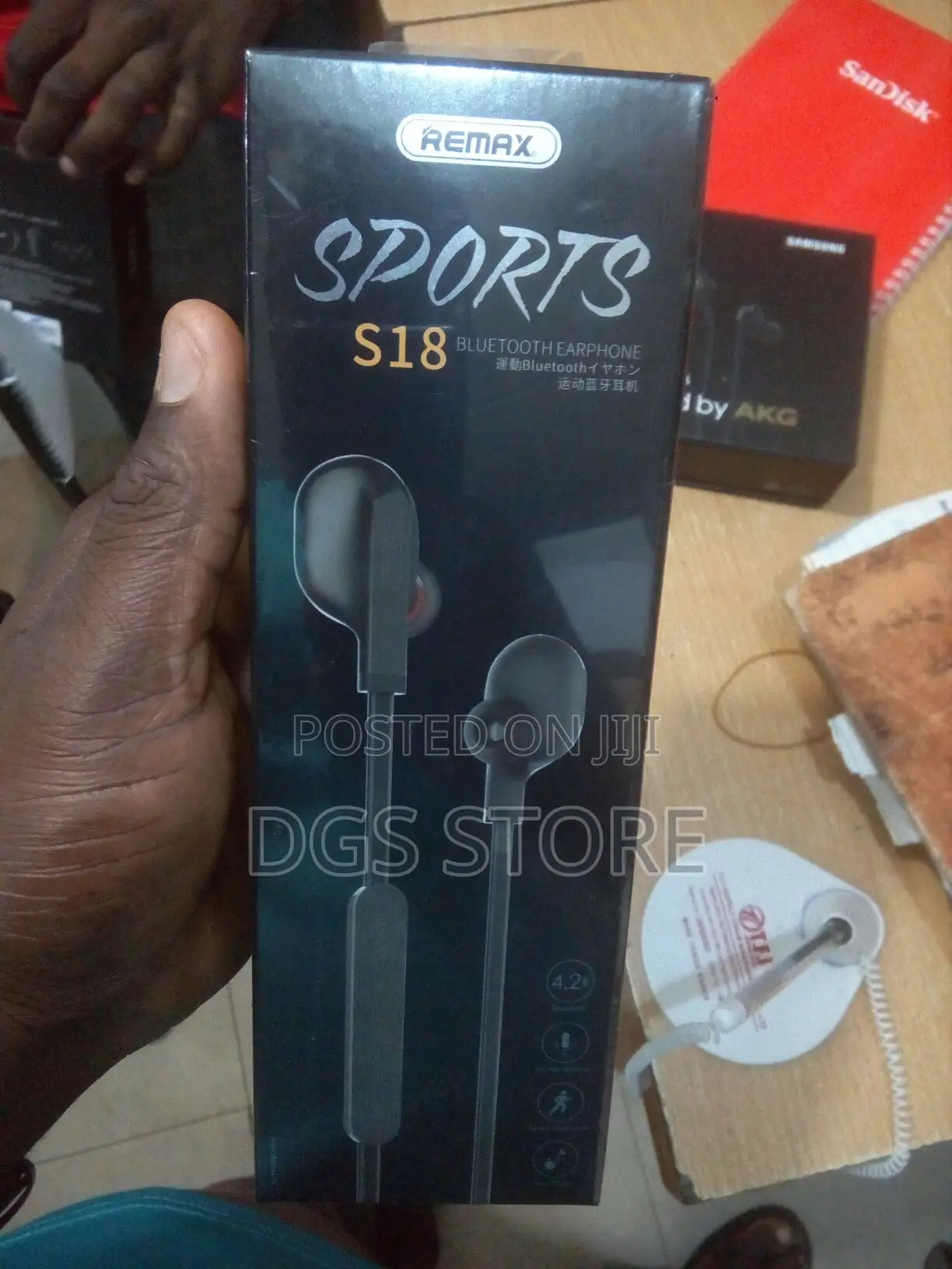 Remax S18 Rb S18 Magnet Headset Earphone Wireless Sport Bluetooth 4.2