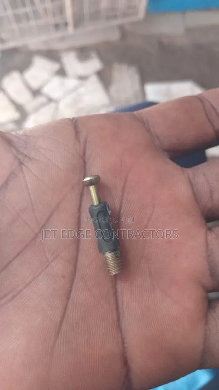 Minifix Connector