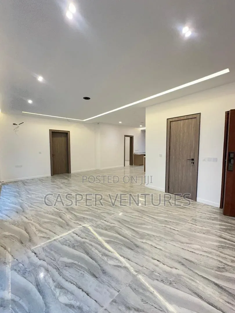 2bdrm Apartment in Osapa London for sale