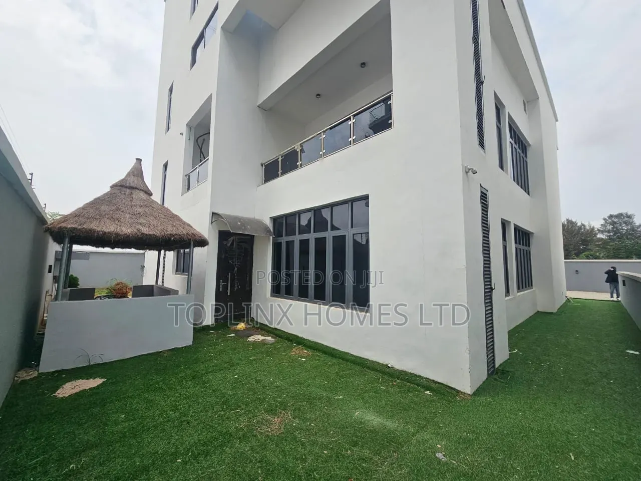 Furnished 5bdrm Duplex in Banana Island for rent