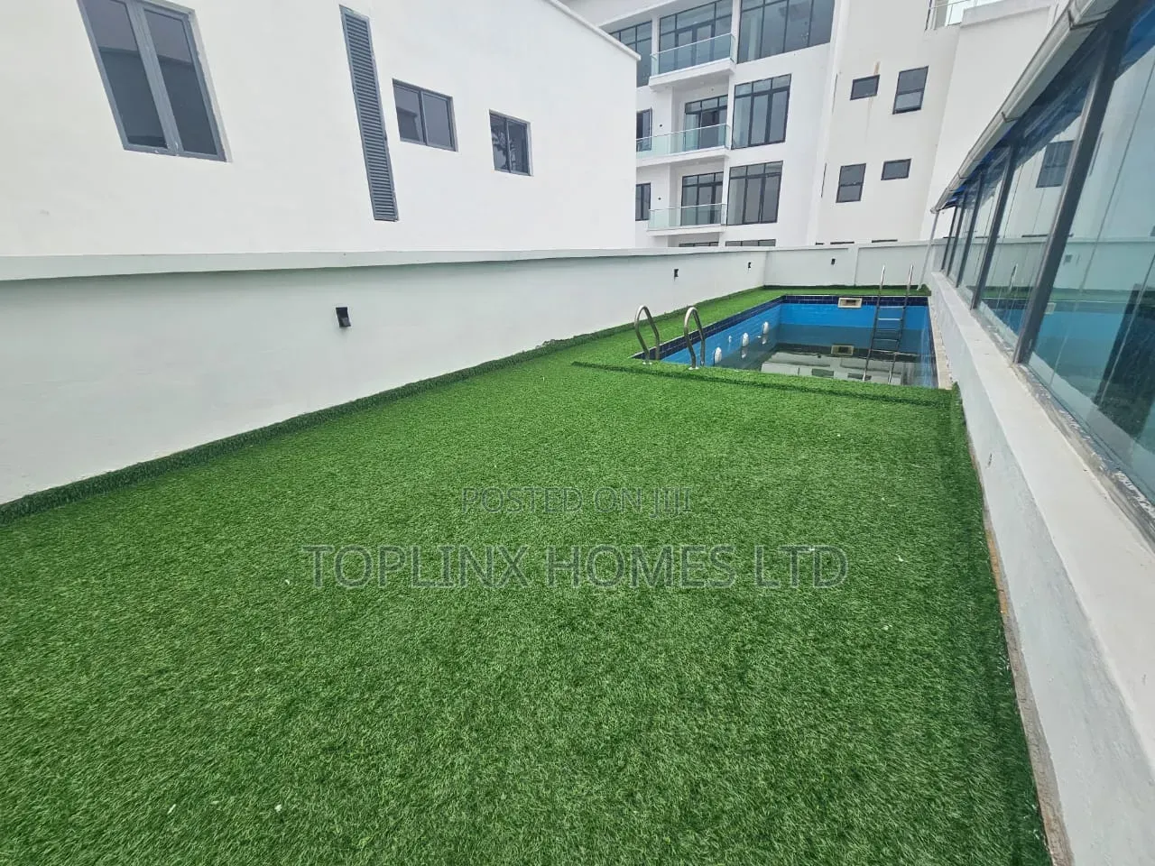 Furnished 5bdrm Duplex in Banana Island for rent