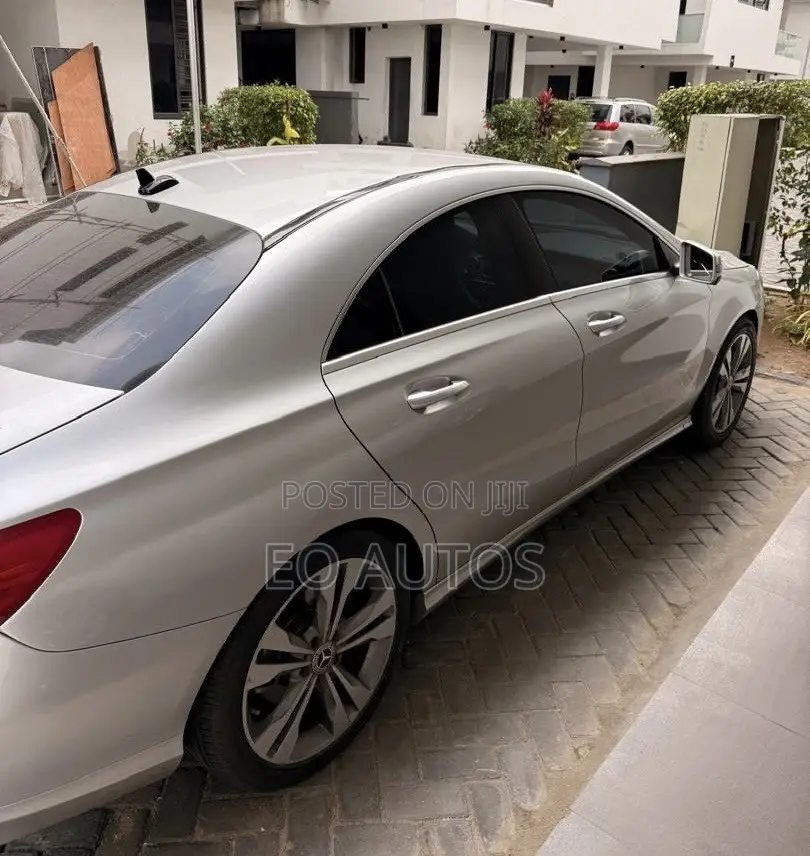 Mercedes-Benz CLA-Class 2015 Silver
