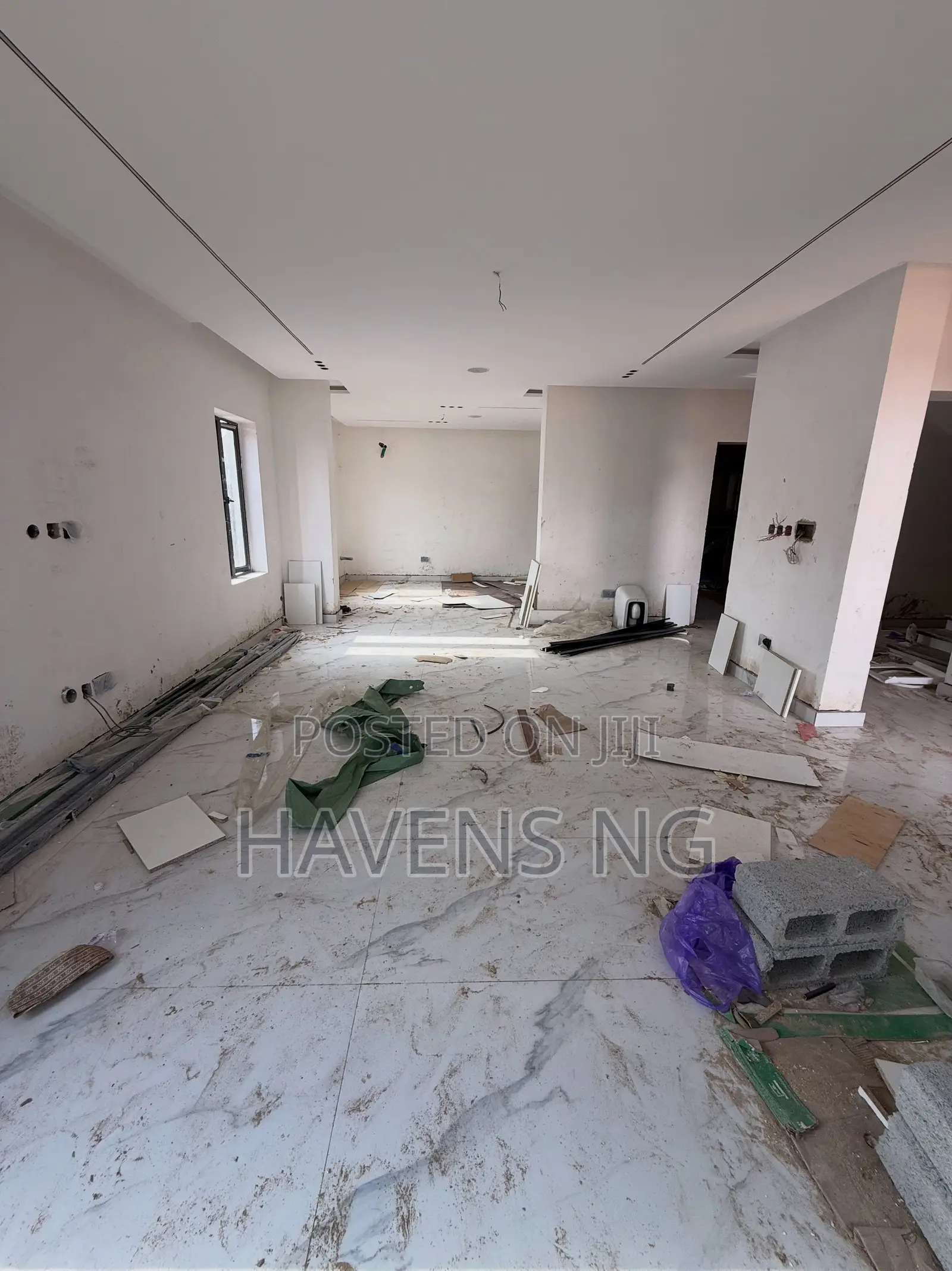4bdrm Duplex in Kado for sale